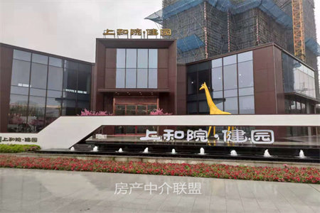 杭州花园三室两厅一卫精装房源出售带储藏室